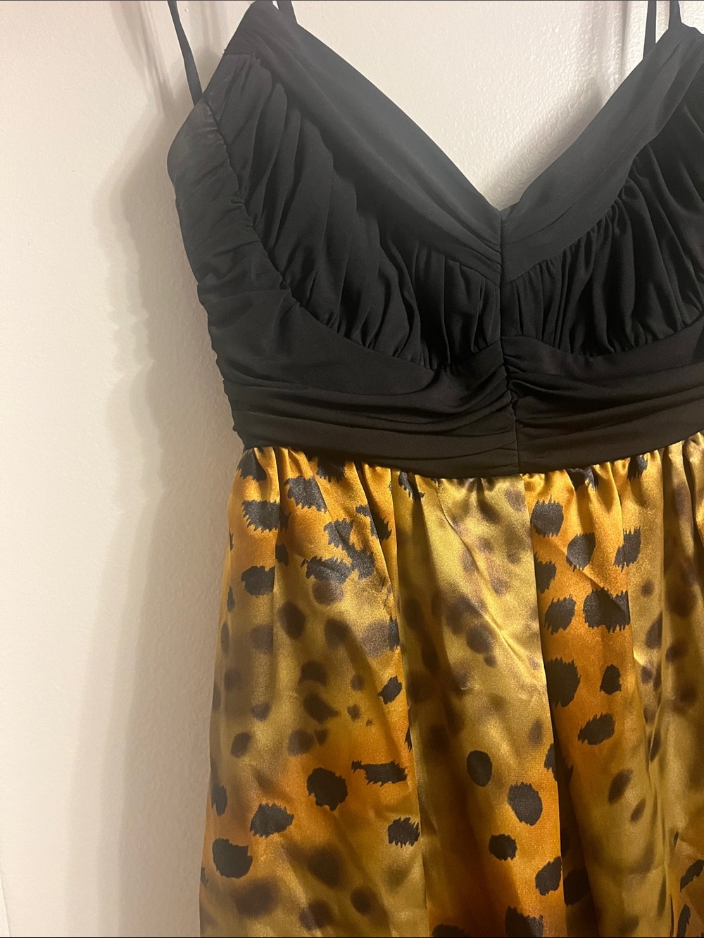London Times Black Draped V-Neck Dress with lining ! Sz 10 fits S/M 🐆 print !